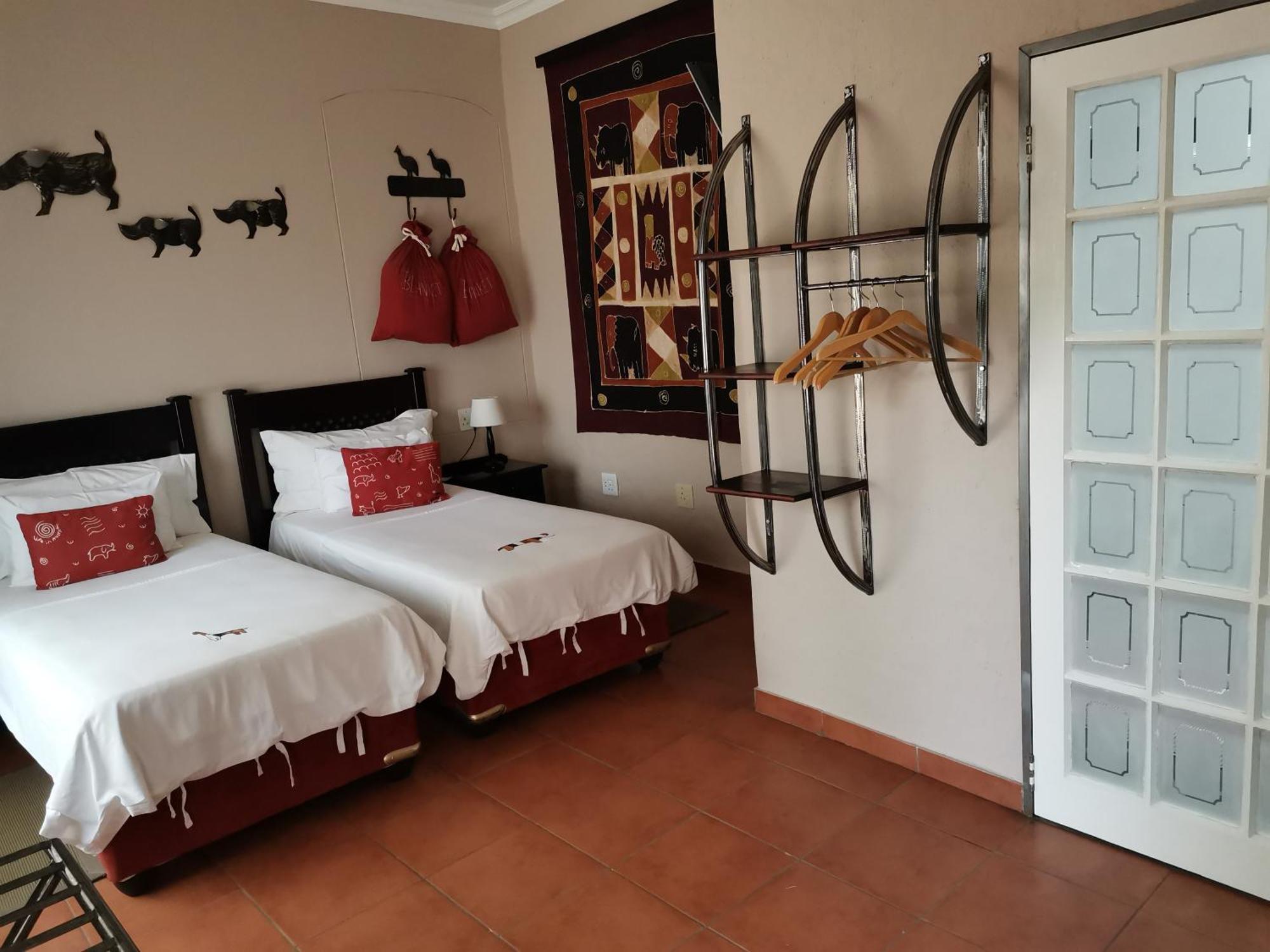 Londiningi Guesthouse วินด์ฮุก ภายนอก รูปภาพ
